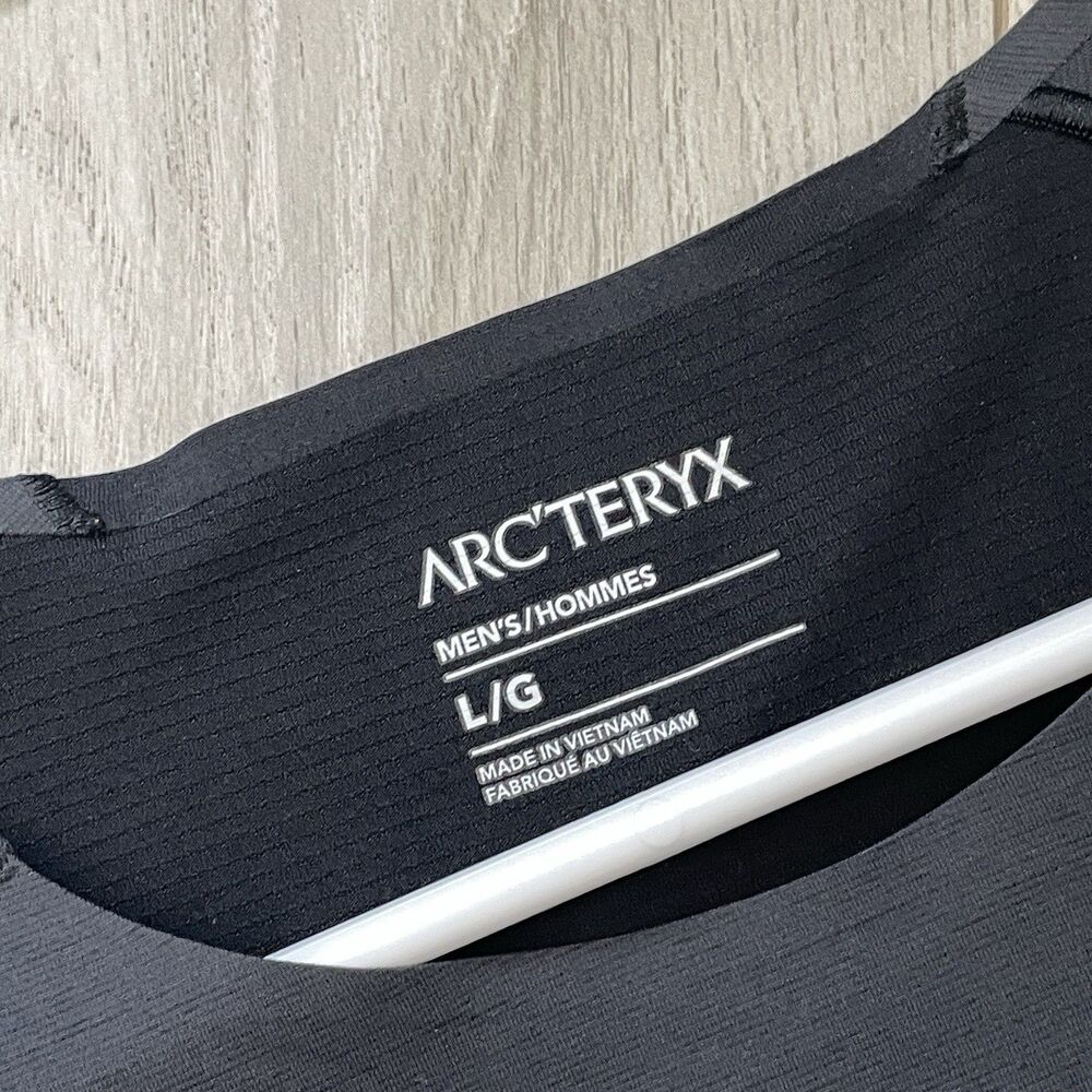 Arc'teryx Workout Tshirt norvan crew mens Black (large) outdoor running gorpcore - Picture 2 of 8